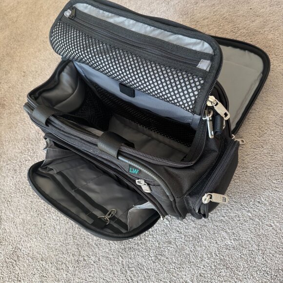 Aurora New Generation FLIGHT BAG/Carryon Luggage - Picture 5 of 9